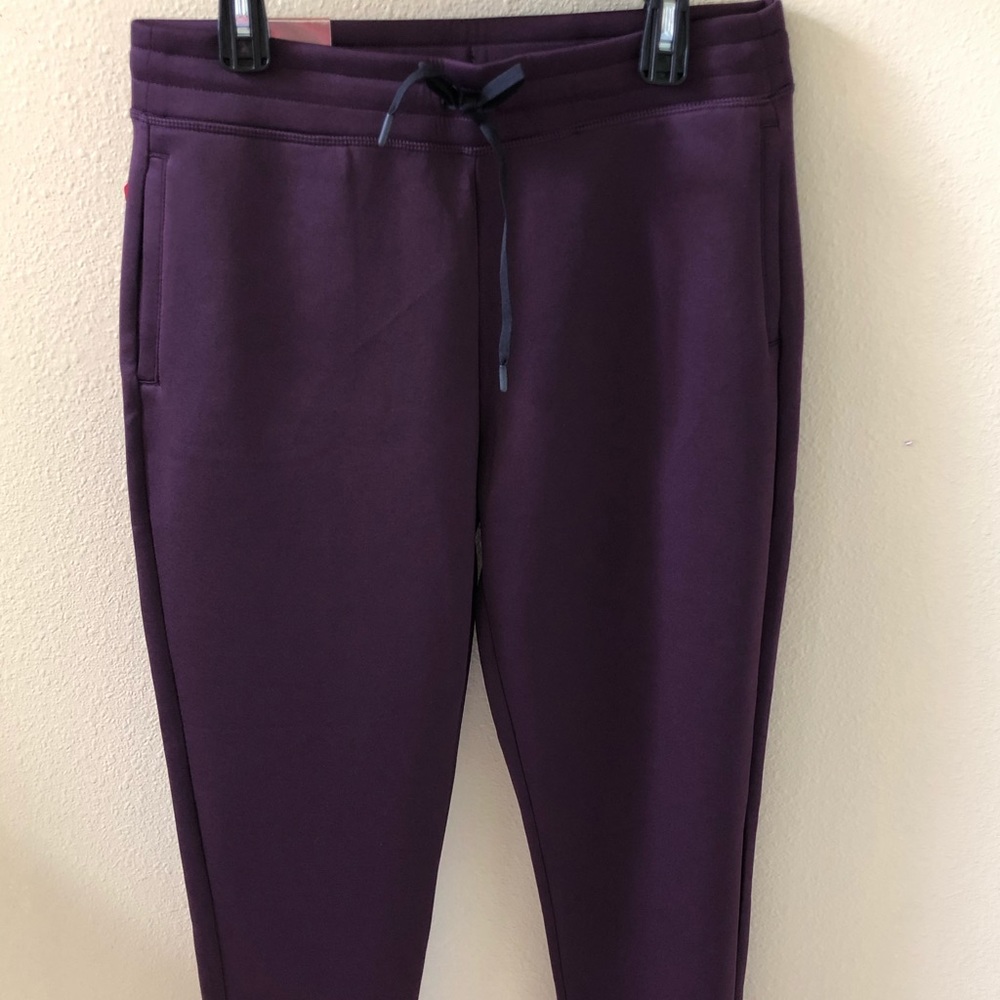 Women’s Soft Fleece Jogger